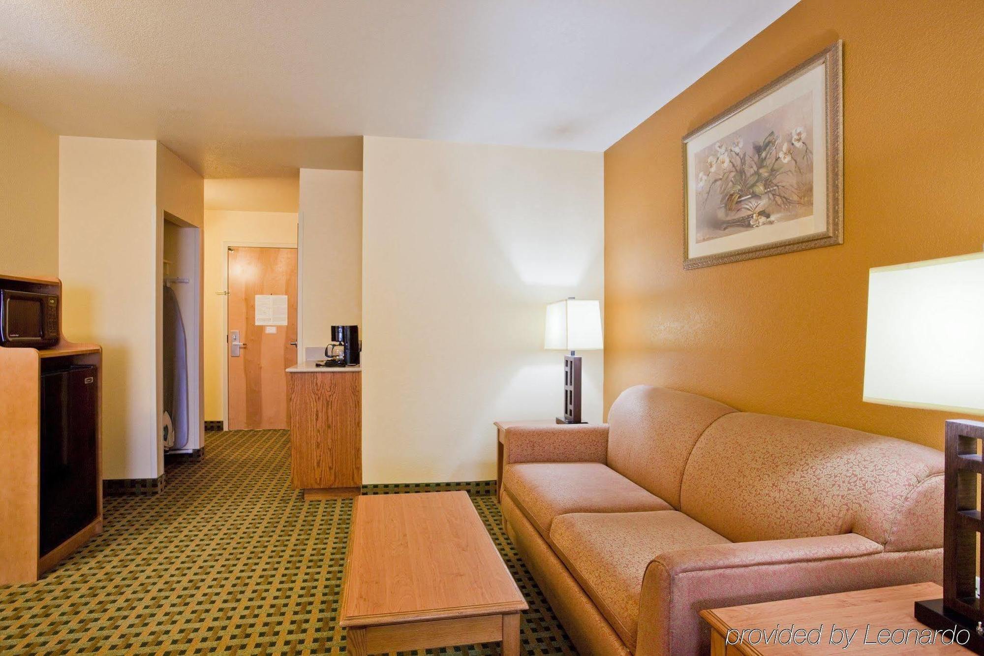 Holiday Inn Express Hotel & Suites Hesperia, An Ihg Hotel Ngoại thất bức ảnh